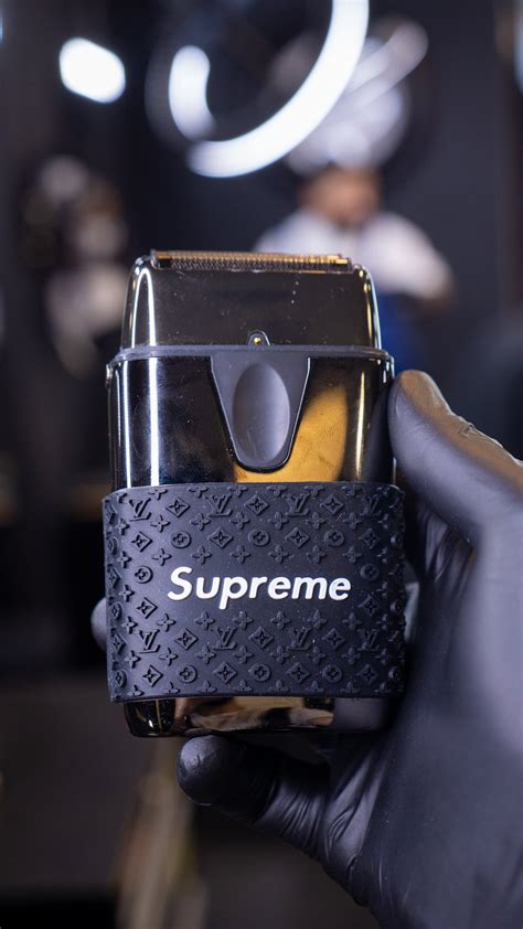 supreme clipper grips